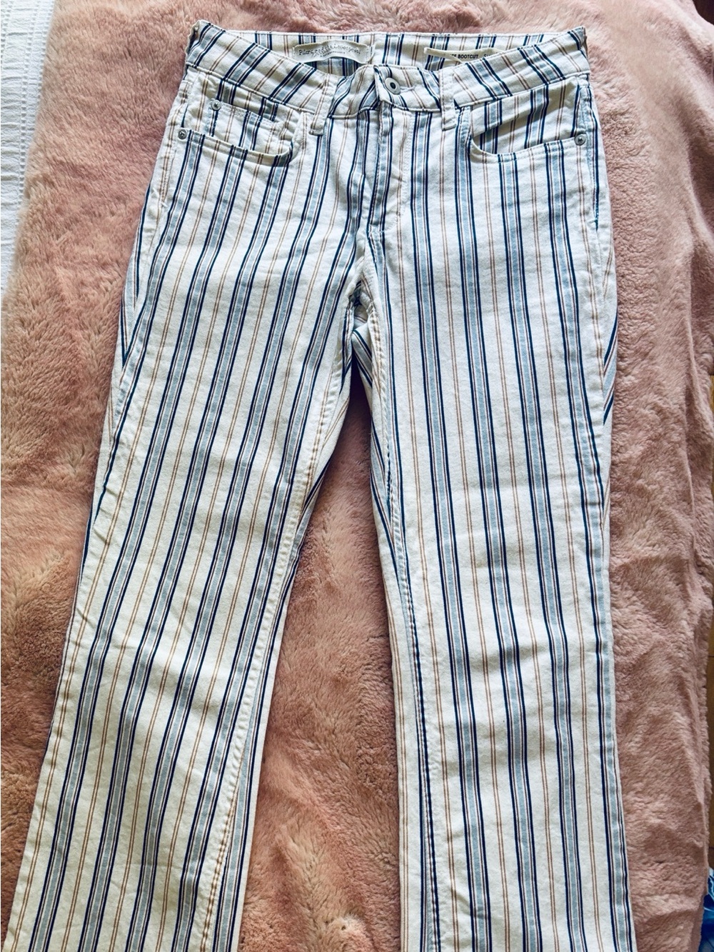 Anthropologie Striped White, Navy & Tan Cropped Jeans! Size 26 Form Fitting